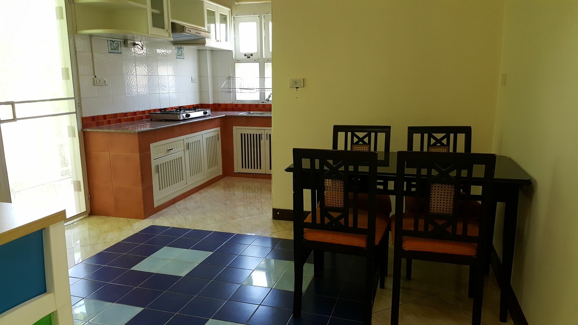 בופוט Phatong Residence מראה חיצוני תמונה