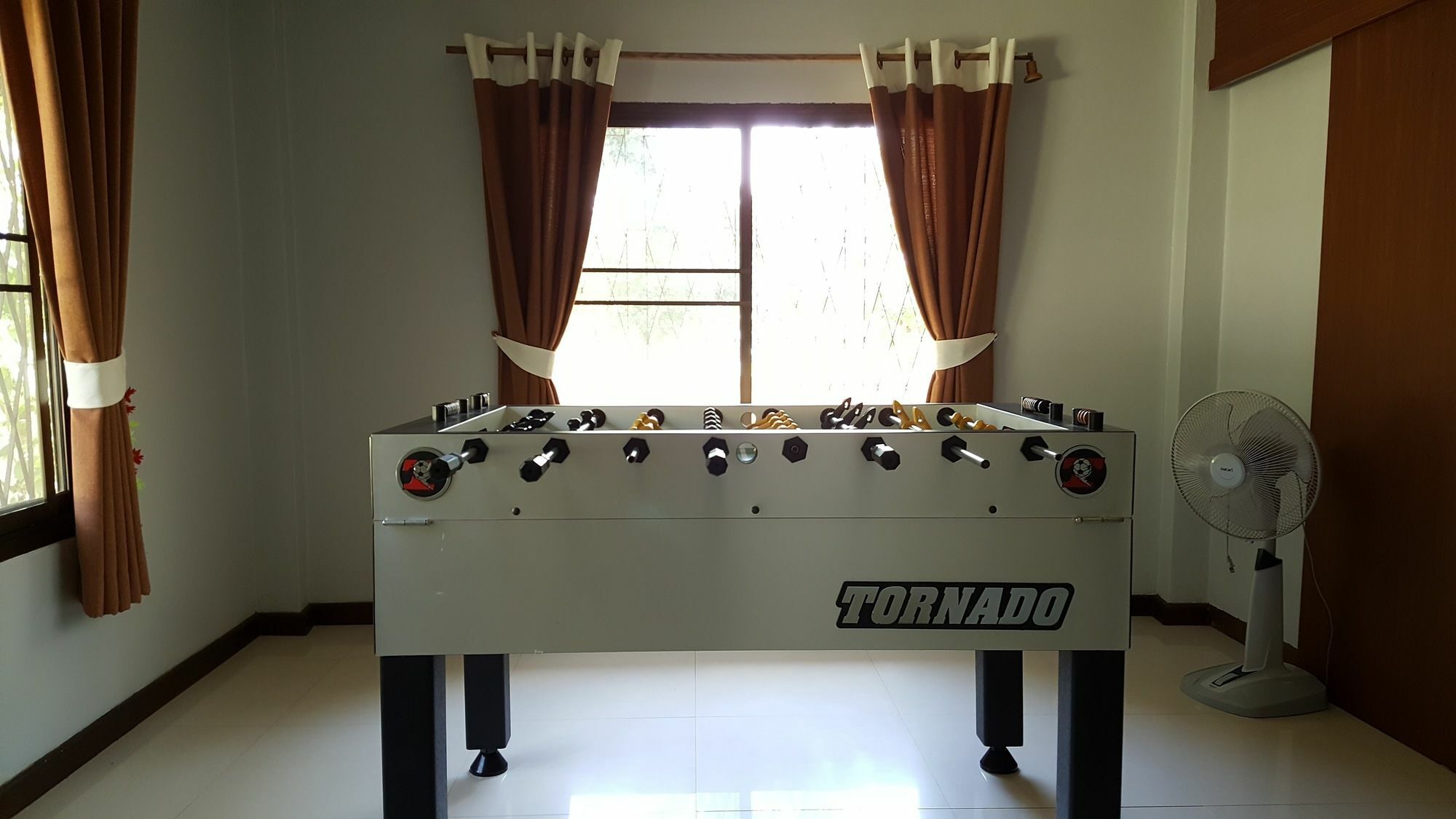 בופוט Phatong Residence מראה חיצוני תמונה